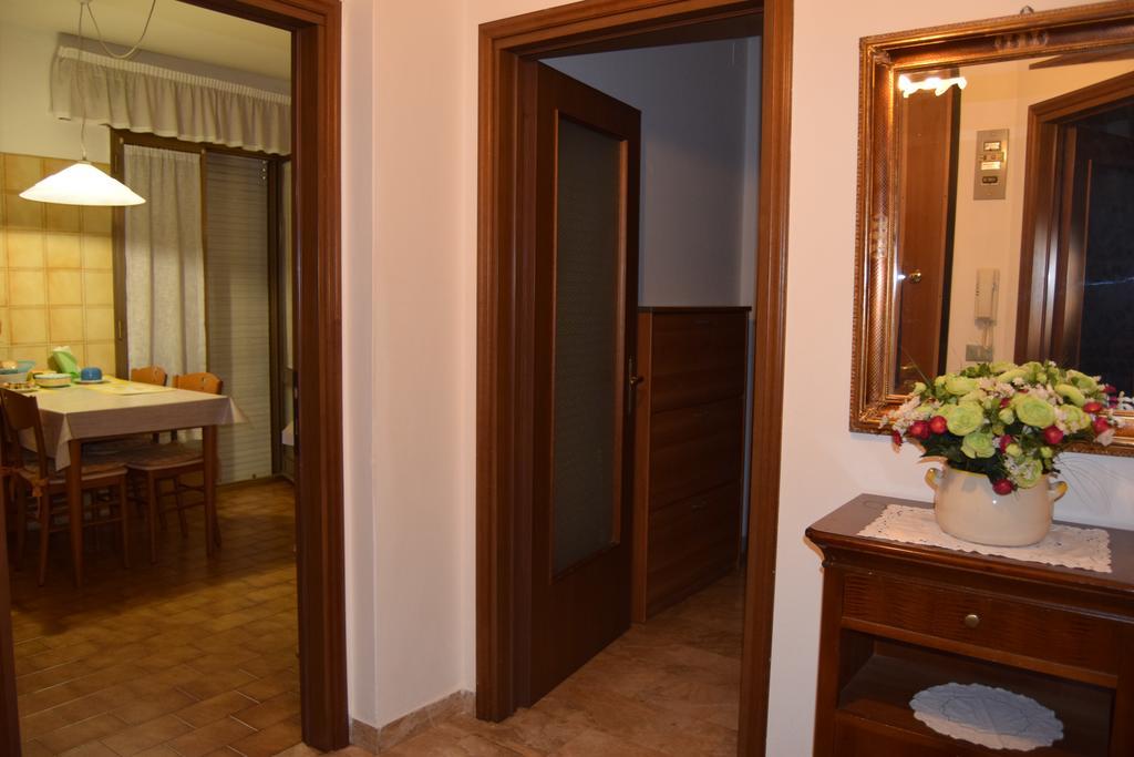 Casa Vacanza E Per Lavoro Elena E Carla Spinea Extérieur photo
