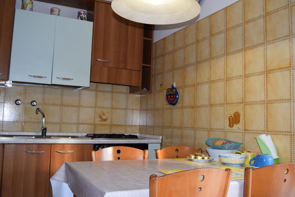 Casa Vacanza E Per Lavoro Elena E Carla Spinea Extérieur photo